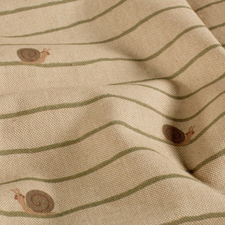 Canvas Stoff Kleine Schnecken und Streifen auf Beige