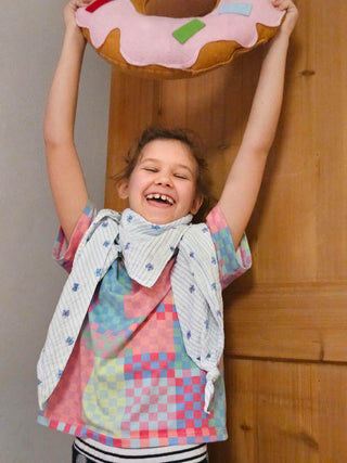 Kinder-Nähkurs: Frühlings-Dreieckstuch nähen am 19. März 2025 🌸🧵