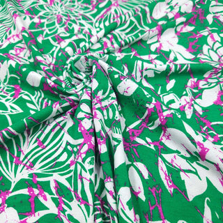 Viskosejersey Stoff – Floral Splash Grün mit Pink
