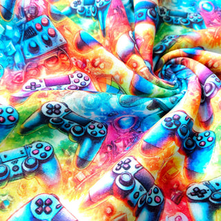 Kuschelsweat Stoff – Gaming Controller Bunt