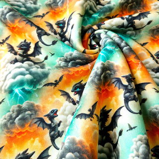 Kuschelsweat Stoff – Drachen im Gewitter