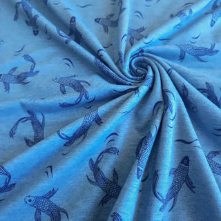 Baumwolljersey Stoff - Elegante Koi-Fische auf Rauchblau