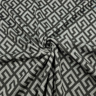 Jacquard Jersey Stoff Mäander Muster in Grau-Schwarz – Farben und Struktur