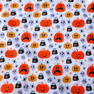 Baumwollstoff Stoff - Halloweenkürbise auf weiss