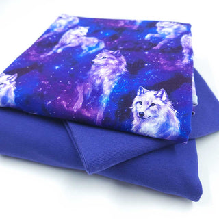 Stoffpaket 2,3 m – Baumwolljersey Wölfe im Sternenhimmel in Lila & Violett – Ansicht 2