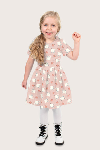 Kinderkleid aus Baumwollpopeline mit Vögel-Muster