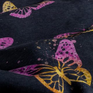 Heavy Sweat Stoff mit Schmetterlingen auf Marineblau