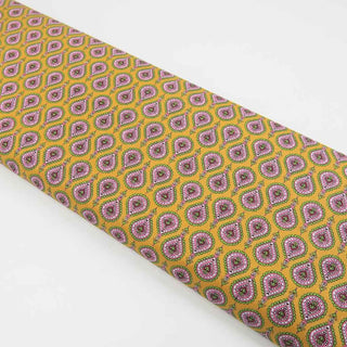Baumwollstoff mit Paisley-Muster in Gelb, Pink und Grün – Stoffballen bei Stoffrestposten Schweiz