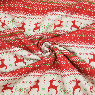Sweatshirt Stoff Weihnachten – Detailansicht weihnachtlicher Stoff mit Rentier & Herzchen-Motiv, Stoffrestposten Schweiz