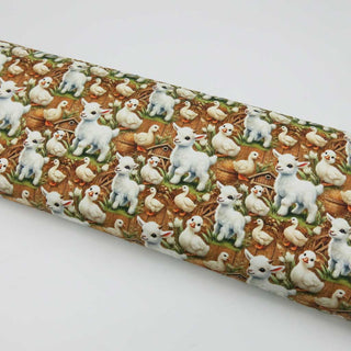 Bio Jersey Stoff „Farm Friends“ mit Ziegen, Enten und Küken auf Bauernhof-Hintergrund – GOTS-zertifiziert, ideal für Kinderkleidung