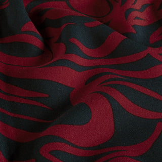 Viskose Twill Stoff mit Wirbelmuster in Bordeaux und Schwarz
